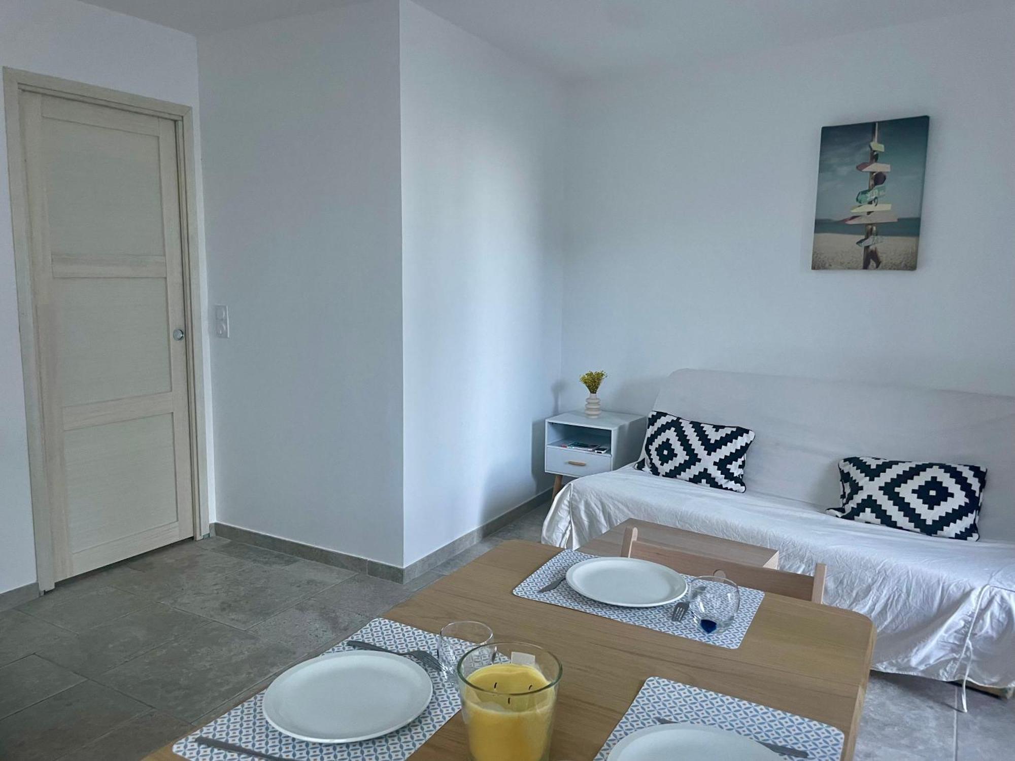 T2 Renove Avec Terrasse Au Coeur Des Cevennes Lägenhet Saint-Germain-de-Calberte Exteriör bild