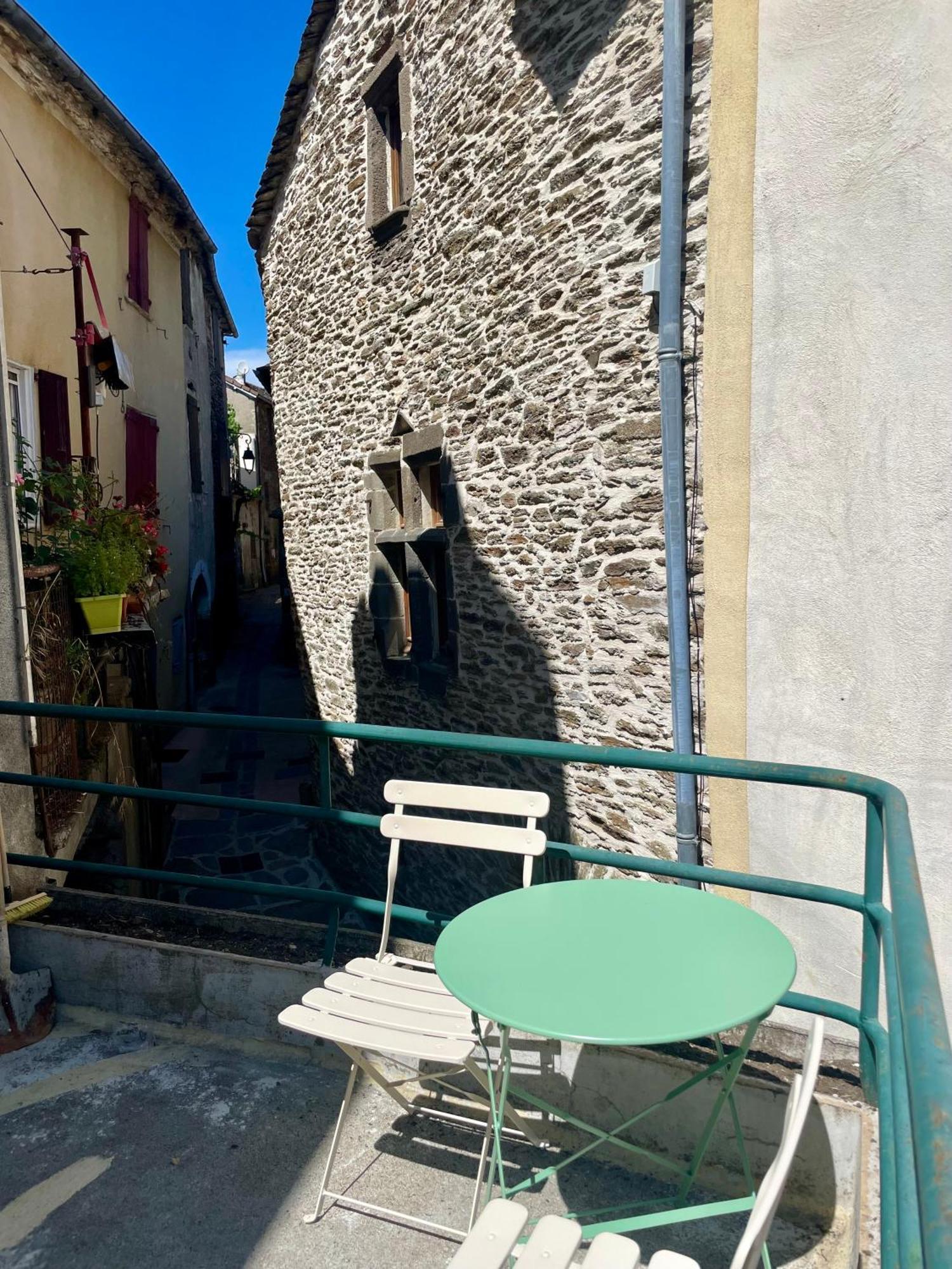 T2 Renove Avec Terrasse Au Coeur Des Cevennes Lägenhet Saint-Germain-de-Calberte Exteriör bild